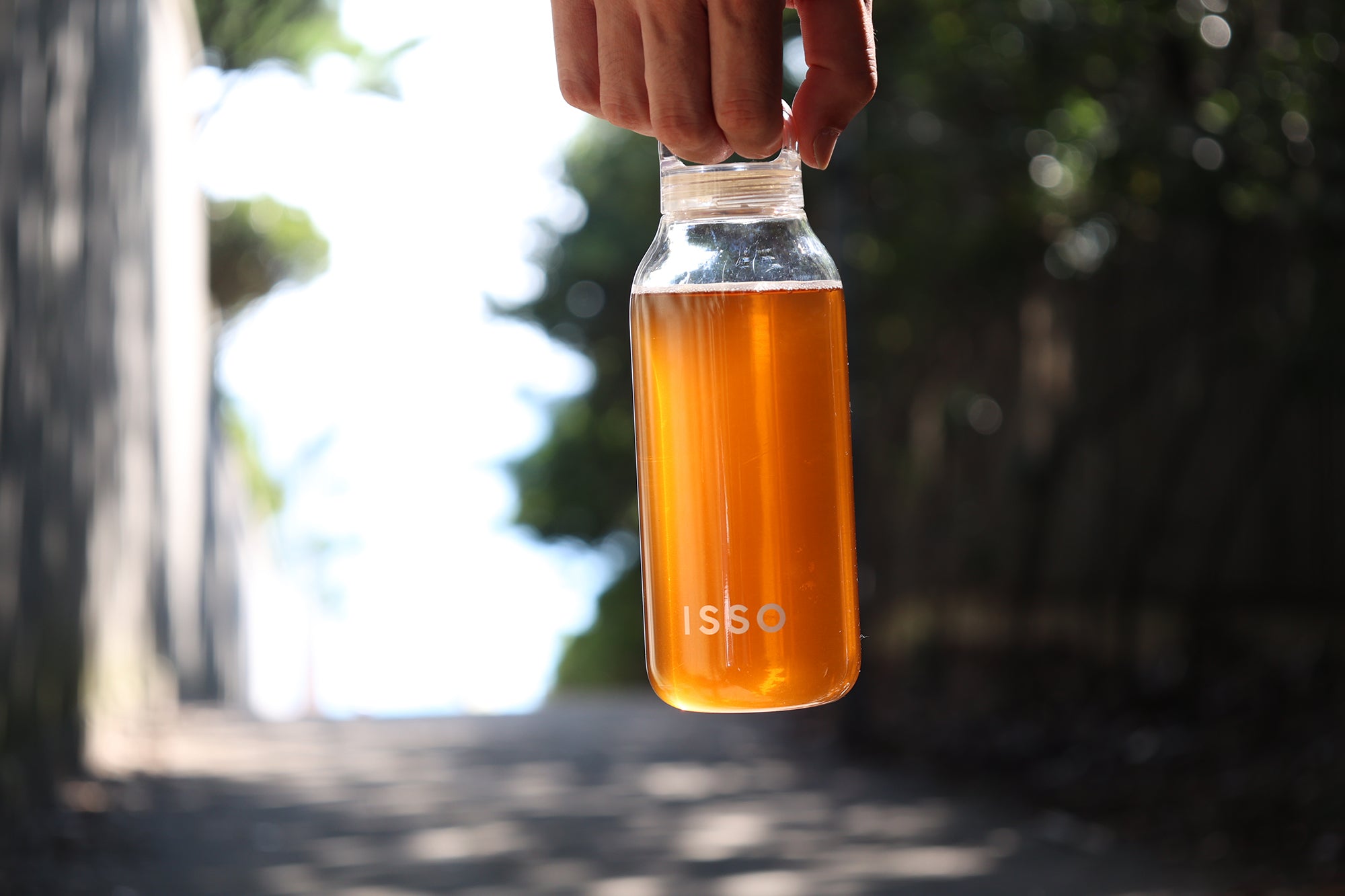 夏の日に楽しむ、ISSO TEAの水出し茶